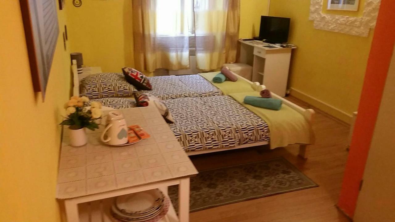 Studio And Rooms Korzo Fiume Kültér fotó